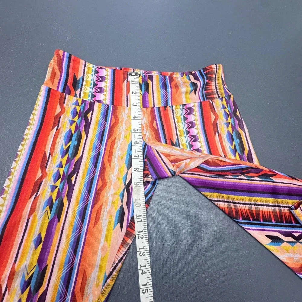 Onzie Girls Size M/L Capri Leggings Multicolor Tribal Aztec Print Yoga Athletic